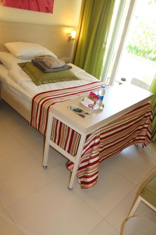 Sunprime Dogan Side Beach - Adult Only Hotell Rum bild